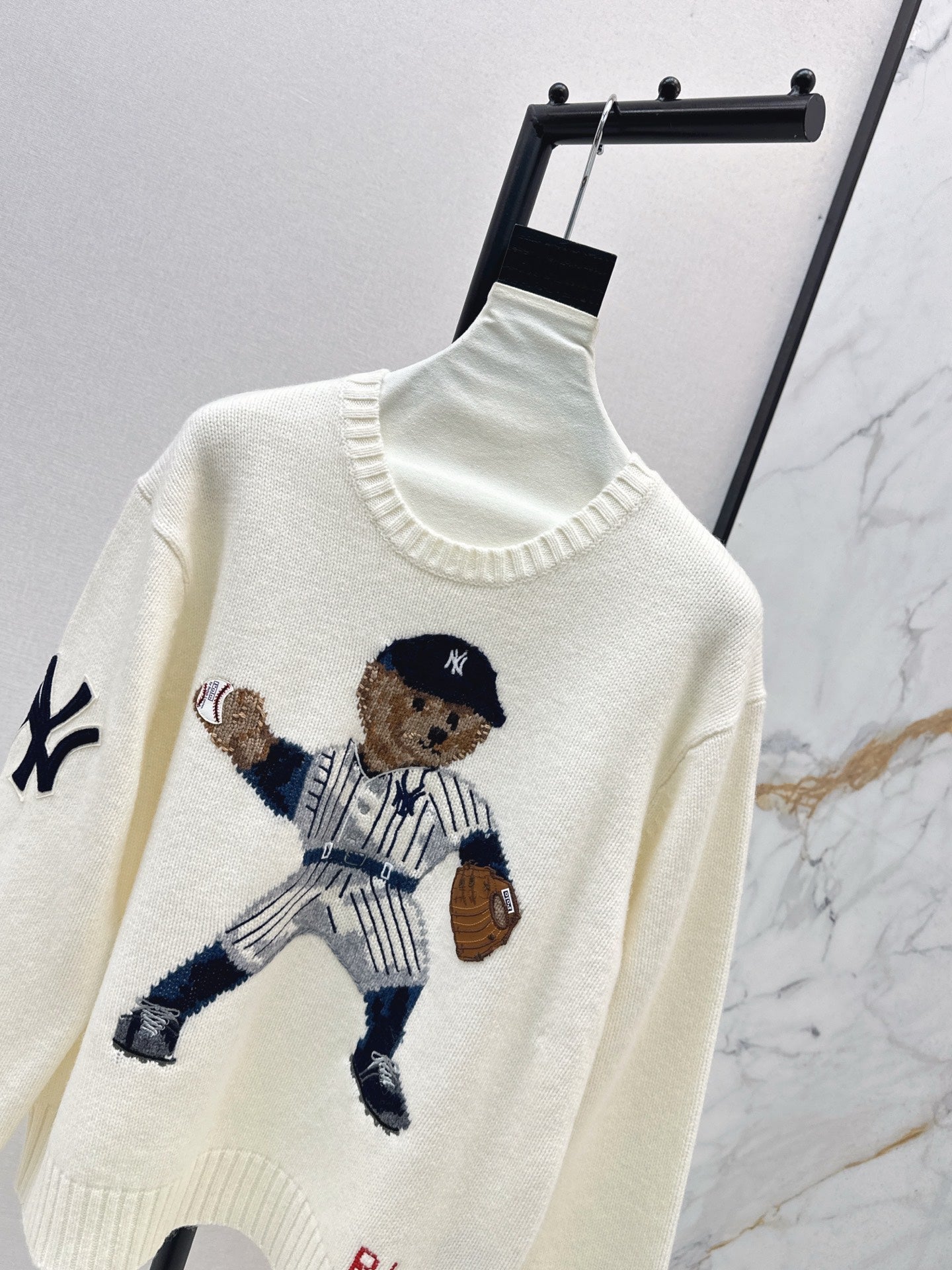 25fw new baseball bear pullover sweater