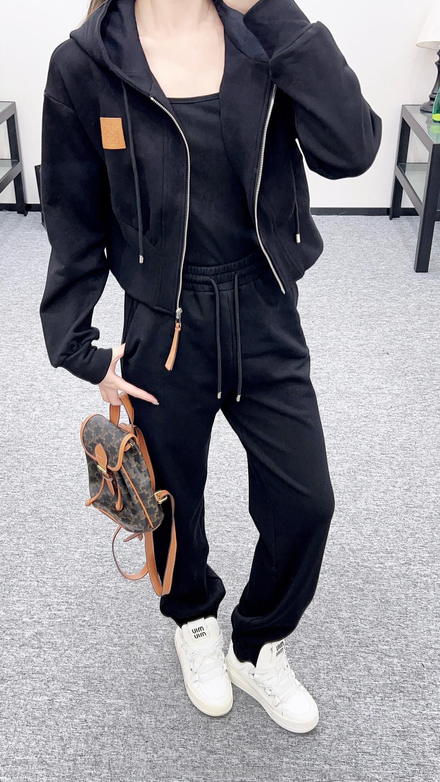 25Ffw new hooded jacket with trousers set