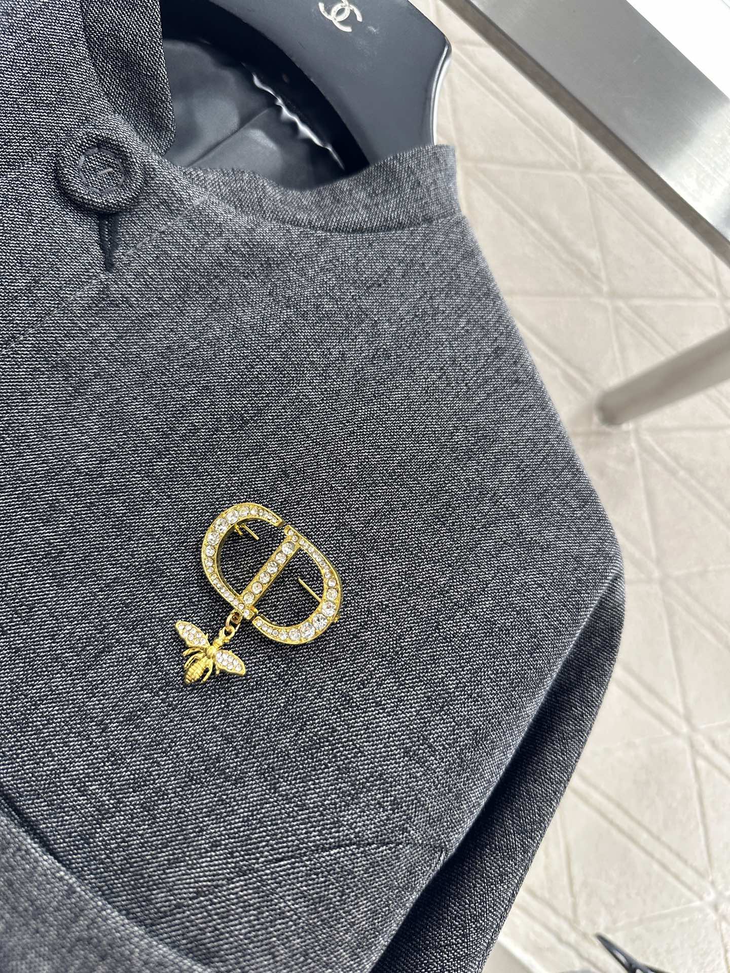 25fw new stand collar brooch coat