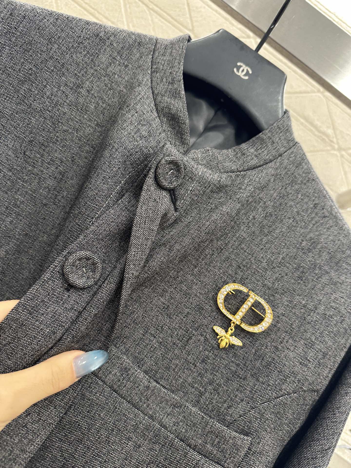 25fw new stand collar brooch coat