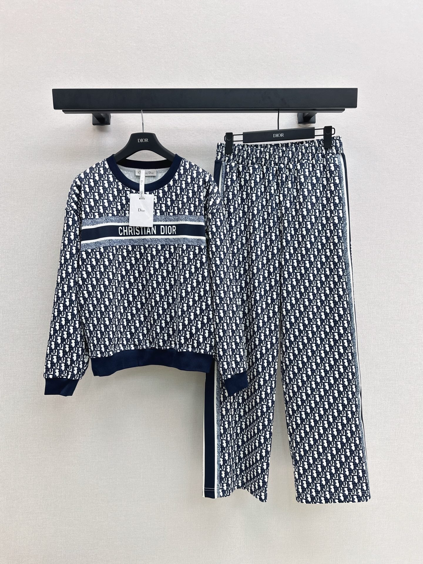 25fw new pattern sweatshirt with trousers set