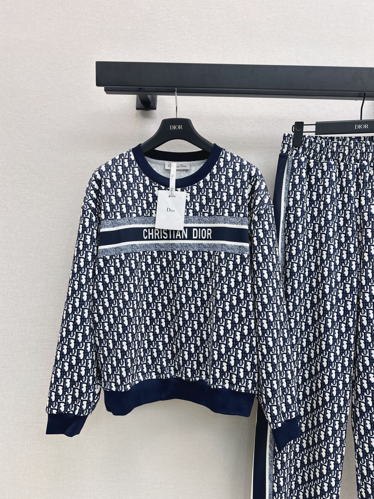 25fw new pattern sweatshirt with trousers set
