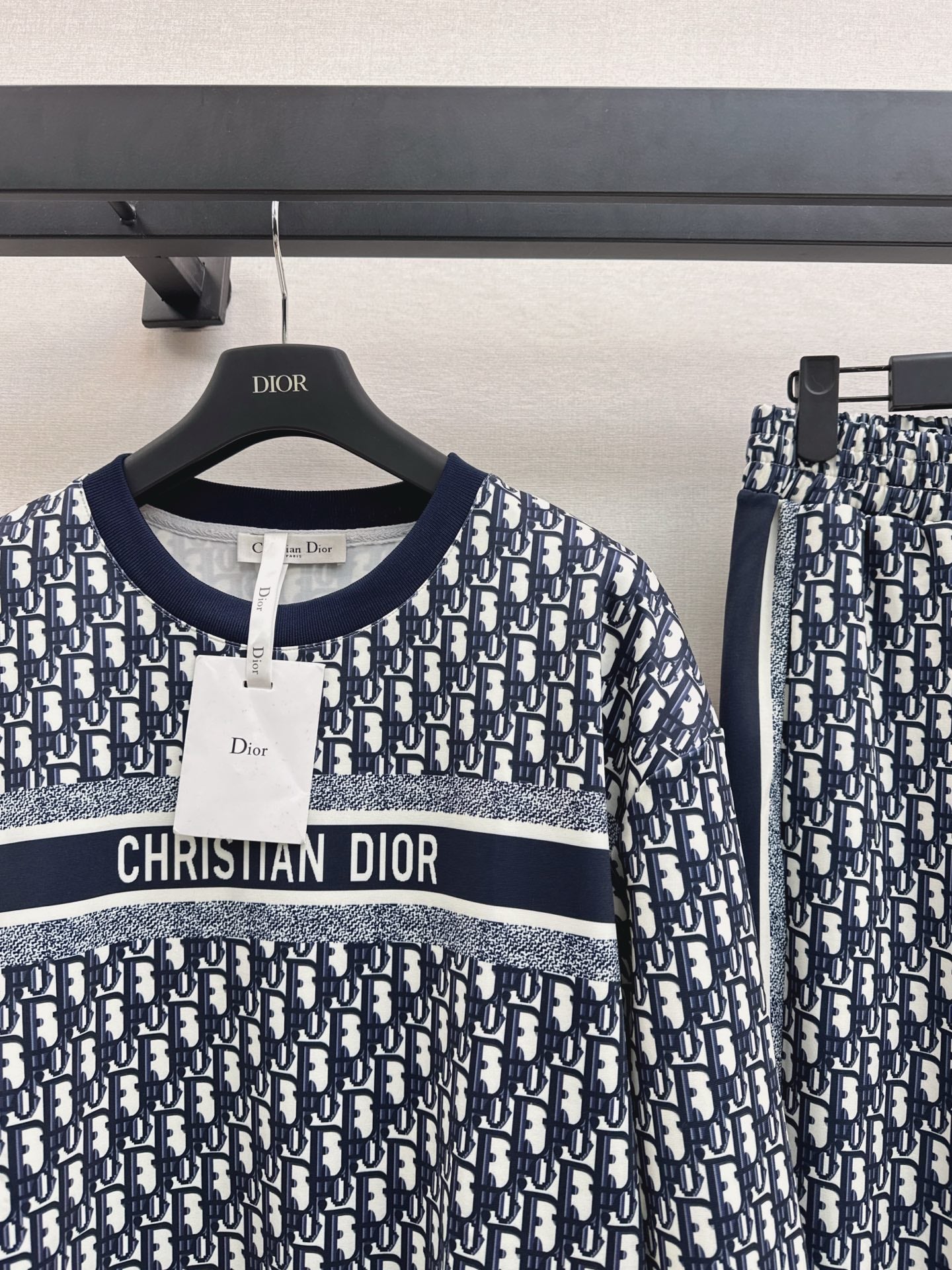 25fw new pattern sweatshirt with trousers set