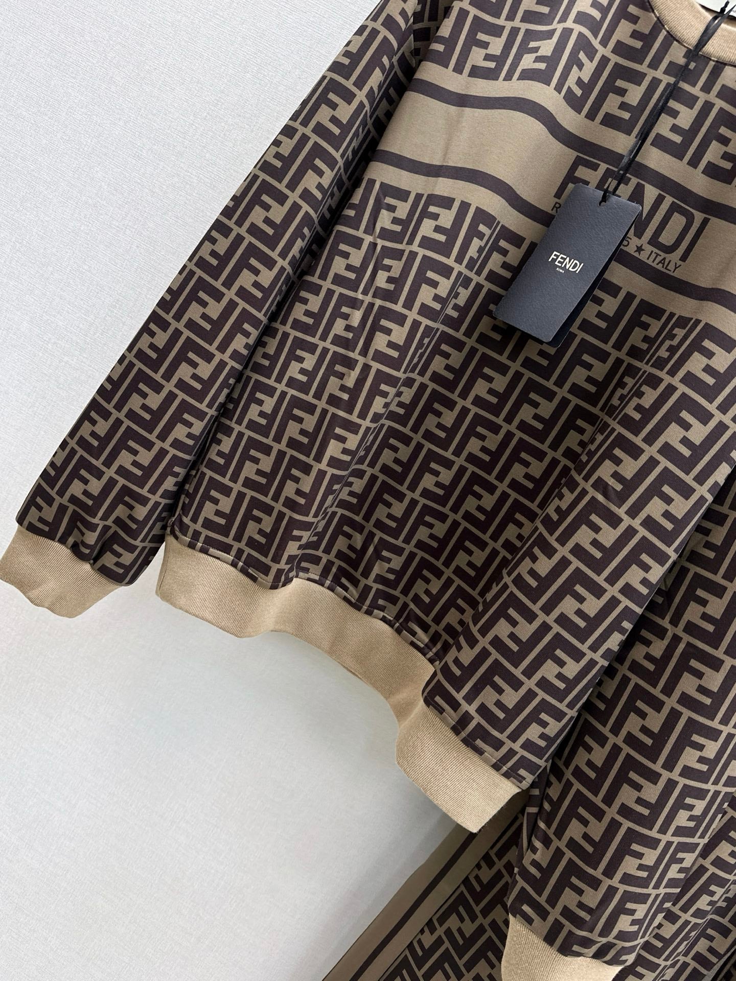 25fw new letter old flower sweatshirt with trousers suit