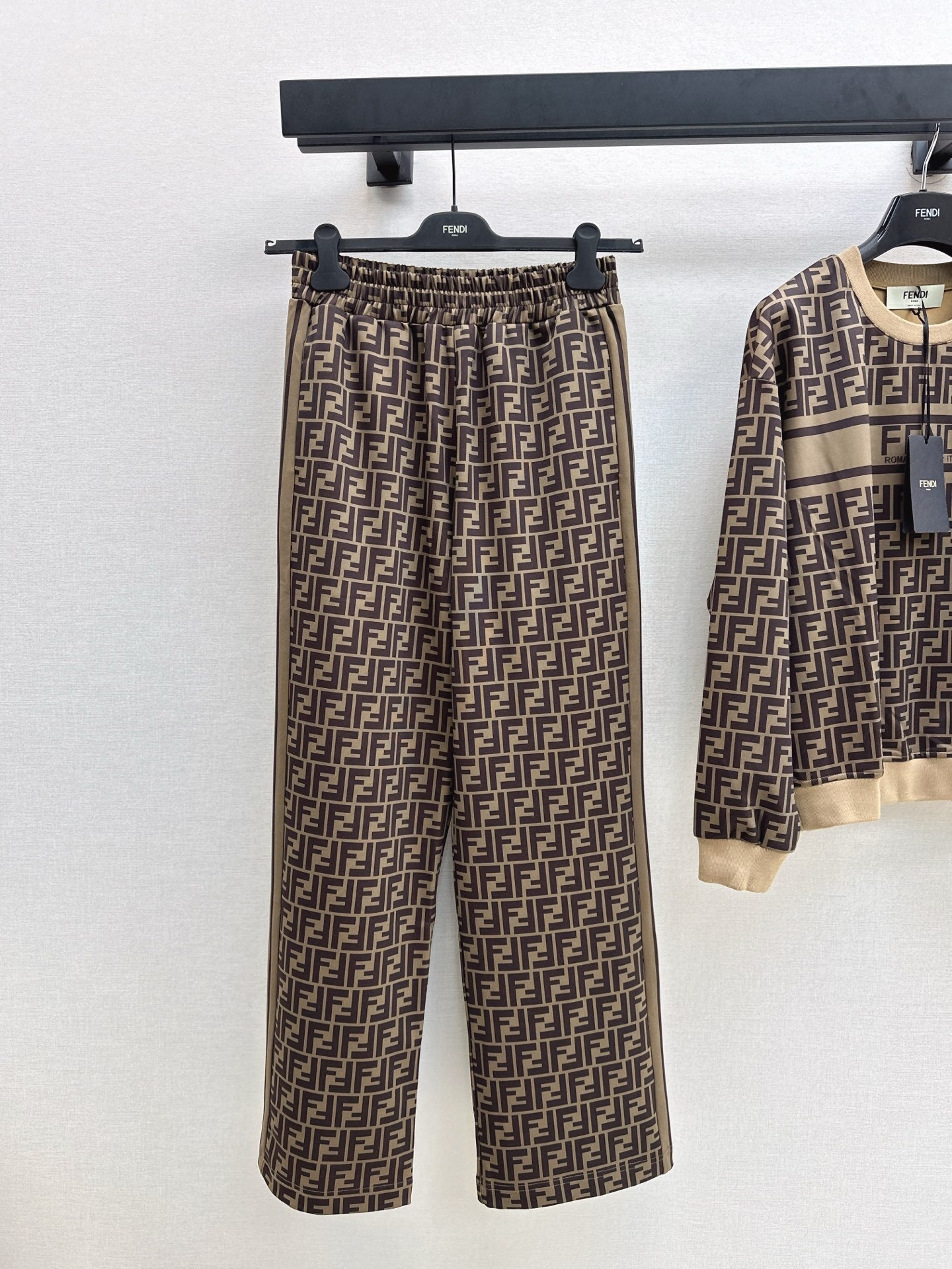 25fw new letter old flower sweatshirt with trousers suit