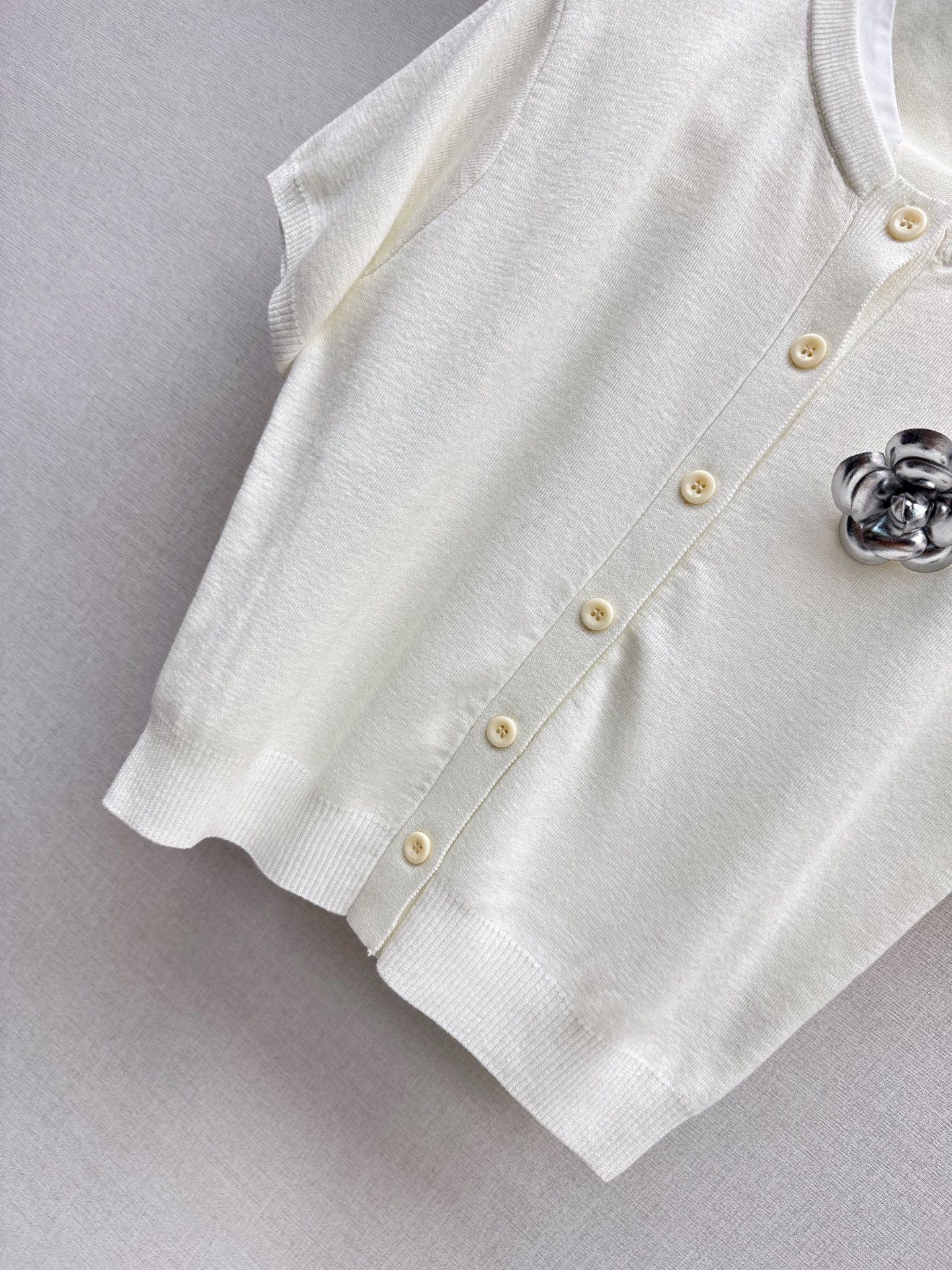 25fw new camellia knitted short sleeves