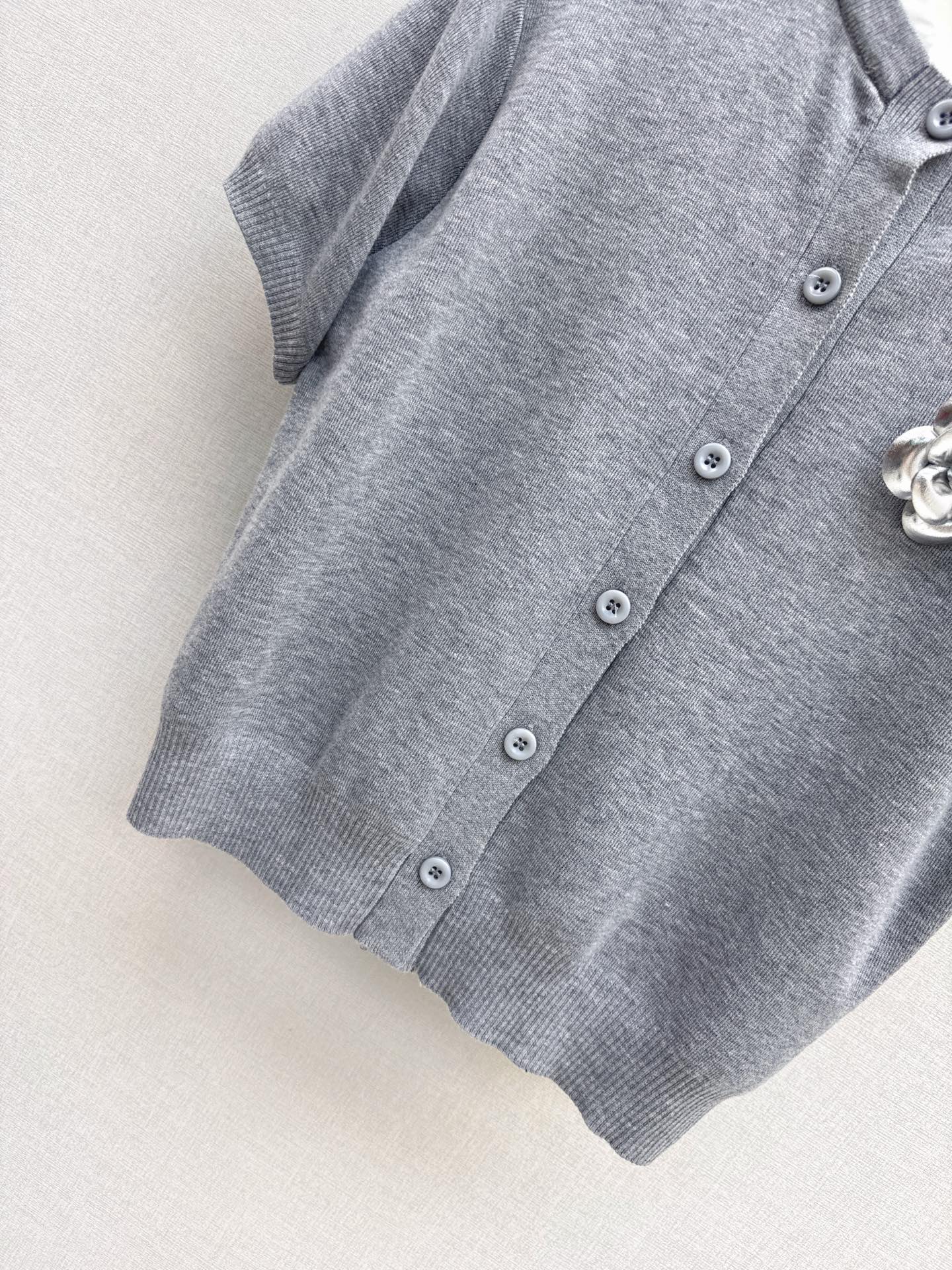 25fw new camellia knitted short sleeves
