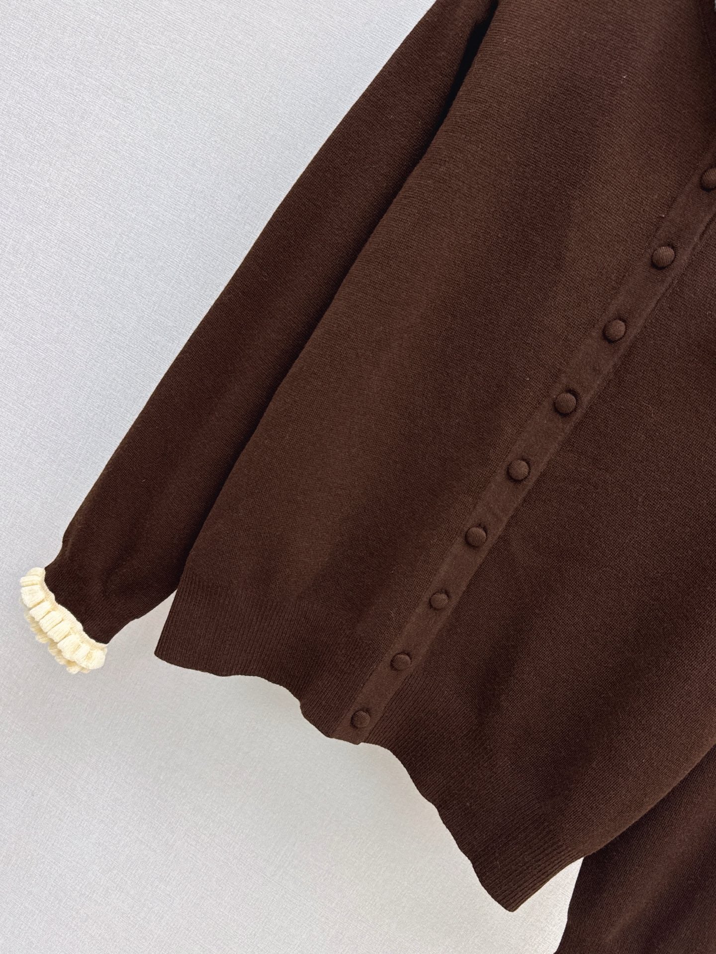 25fw new camellia fake two-piece knitted cardigan