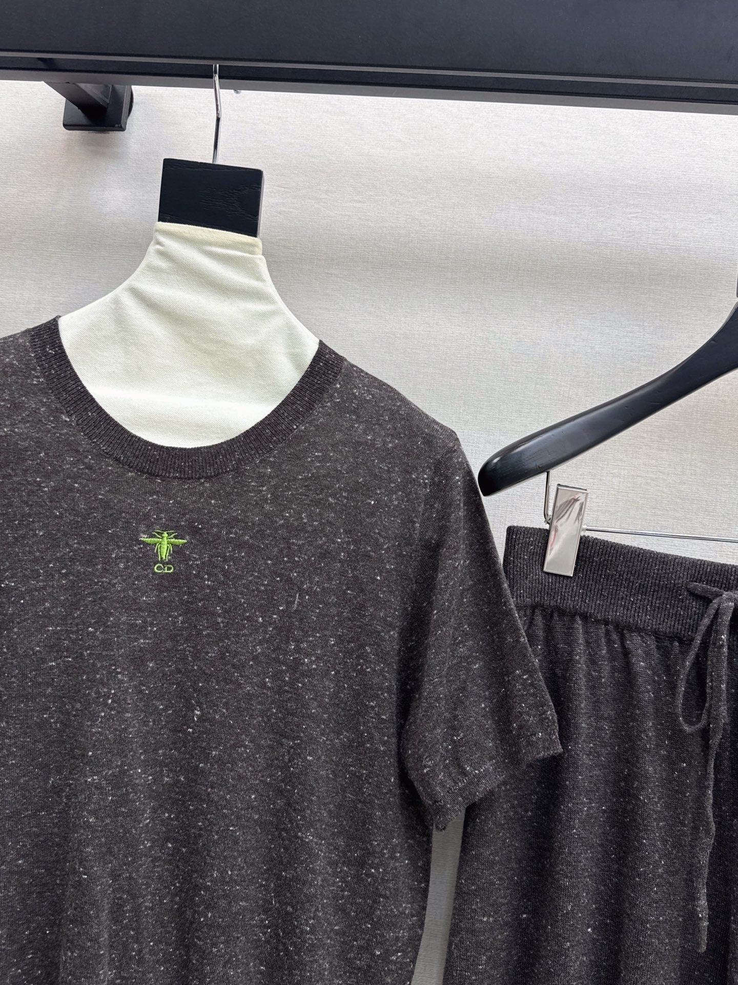 25fw new wool embroidered sweater with straight pants suit