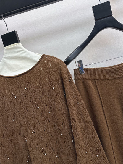 25fw new wool beaded round neck sweater with straight pants suit