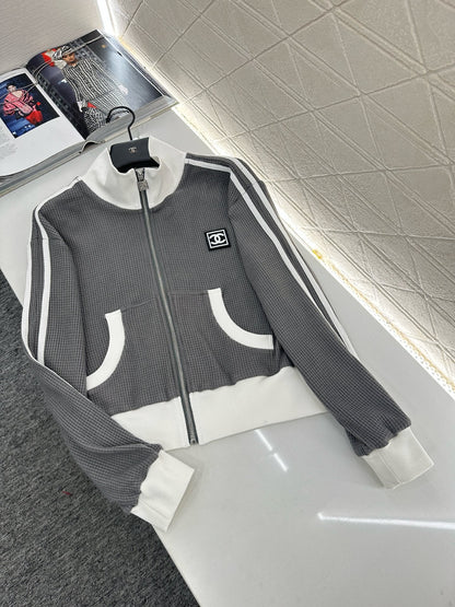 25 Sports jacket+pants set