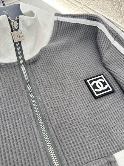 25 Sports jacket+pants set