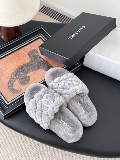 25K new fur slippers