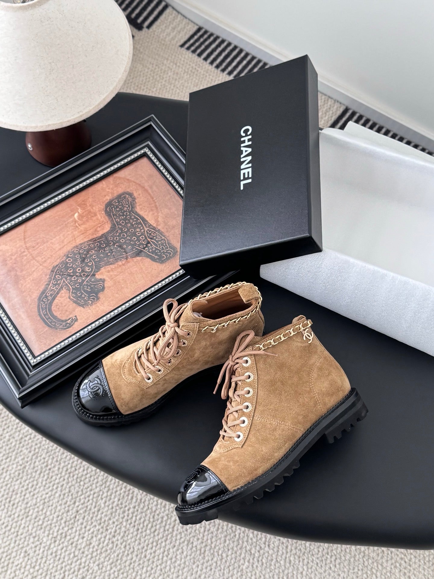 25 New Chain Knight Boots