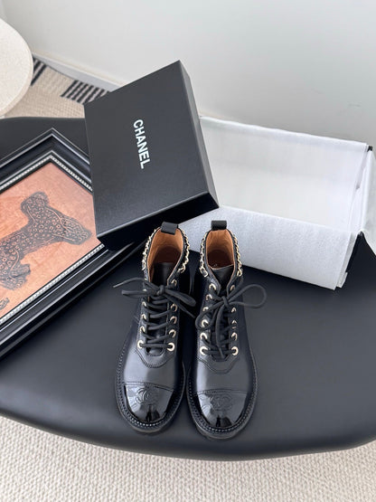 25 New Chain Knight Boots