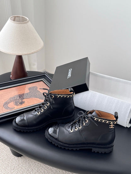 25 New Chain Knight Boots