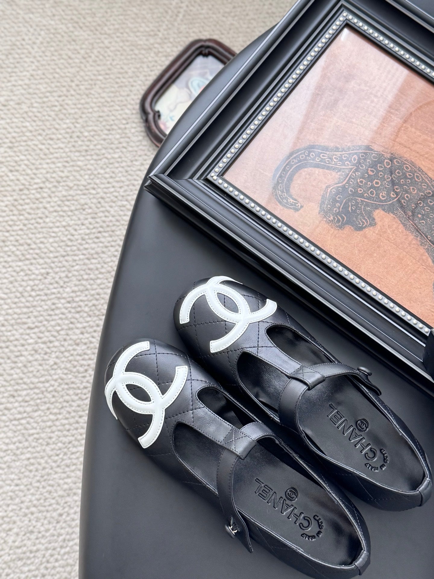 25 Vintage vintage series flat shoes