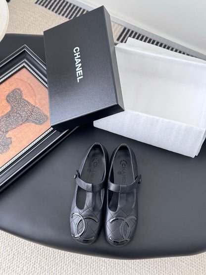 25 Vintage vintage series flat shoes