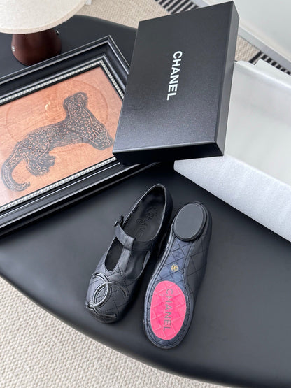 25 Vintage vintage series flat shoes