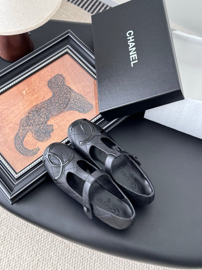 25 Vintage vintage series flat shoes