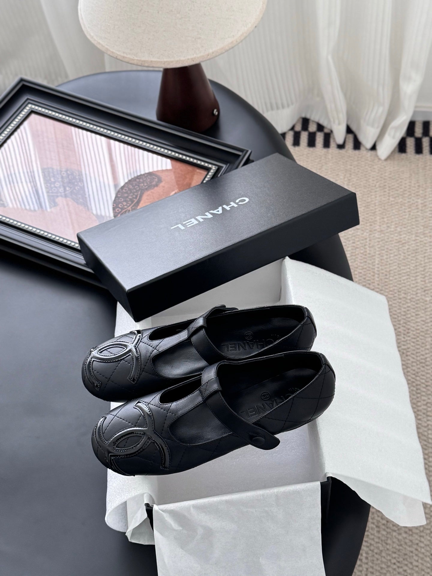 25 Vintage vintage series flat shoes