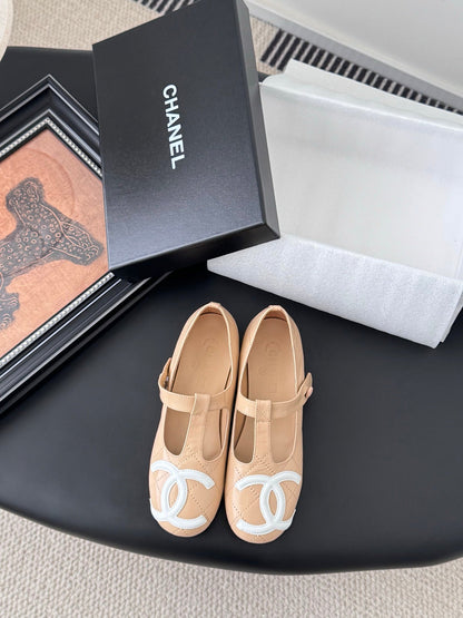 25 Vintage vintage series flat shoes