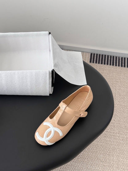 25 Vintage vintage series flat shoes