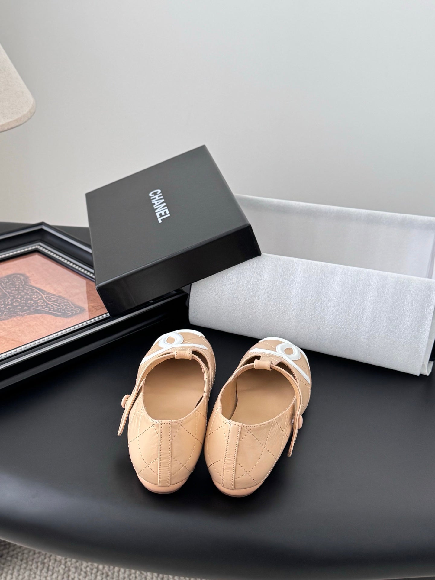 25 Vintage vintage series flat shoes