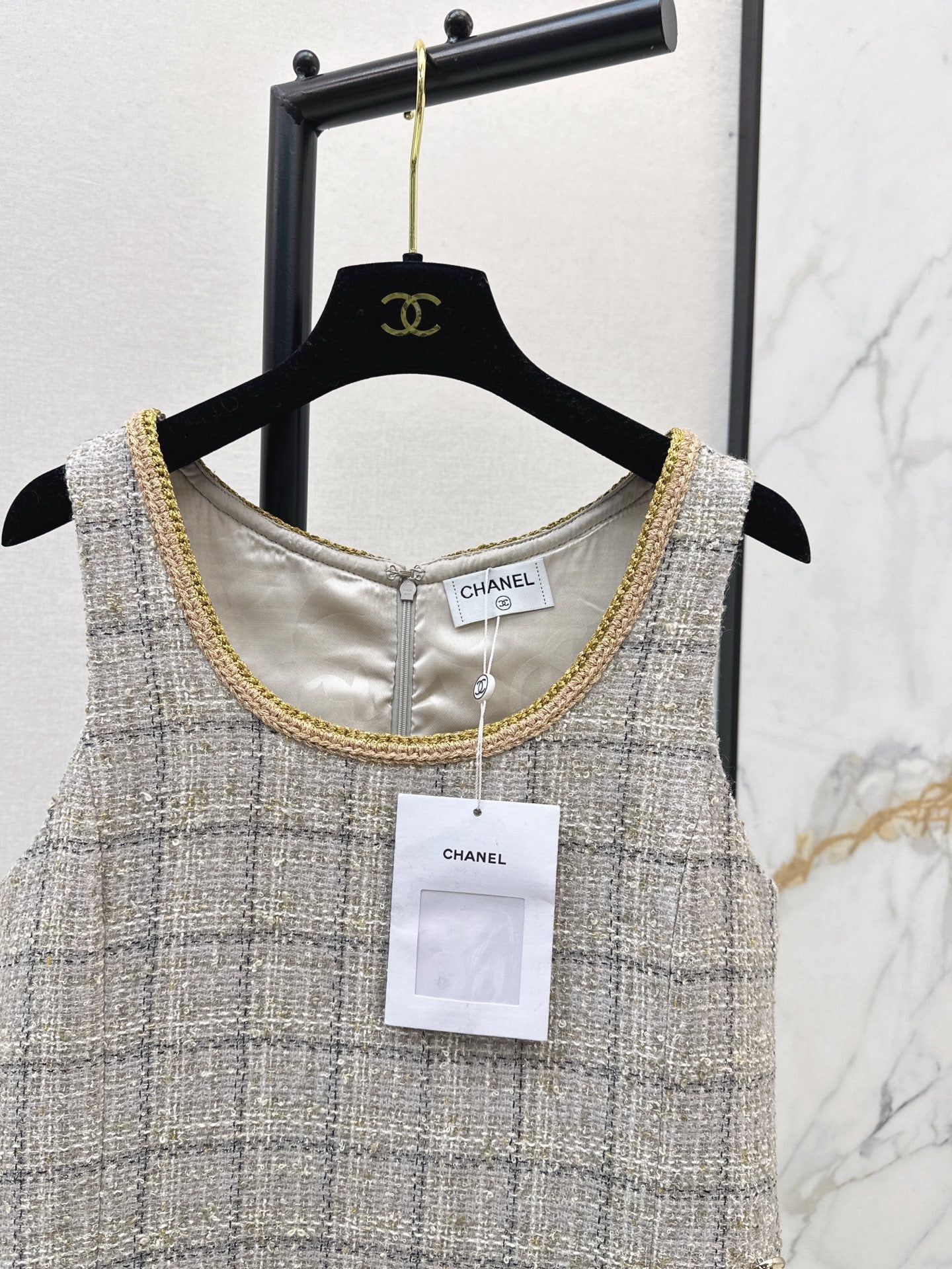 25fw new sleeveless woven dress