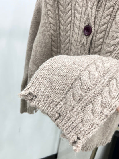 25 Fried Dough Twists hook lapel cashmere cardigan