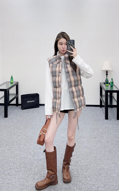 25 Standing collar plaid down vest