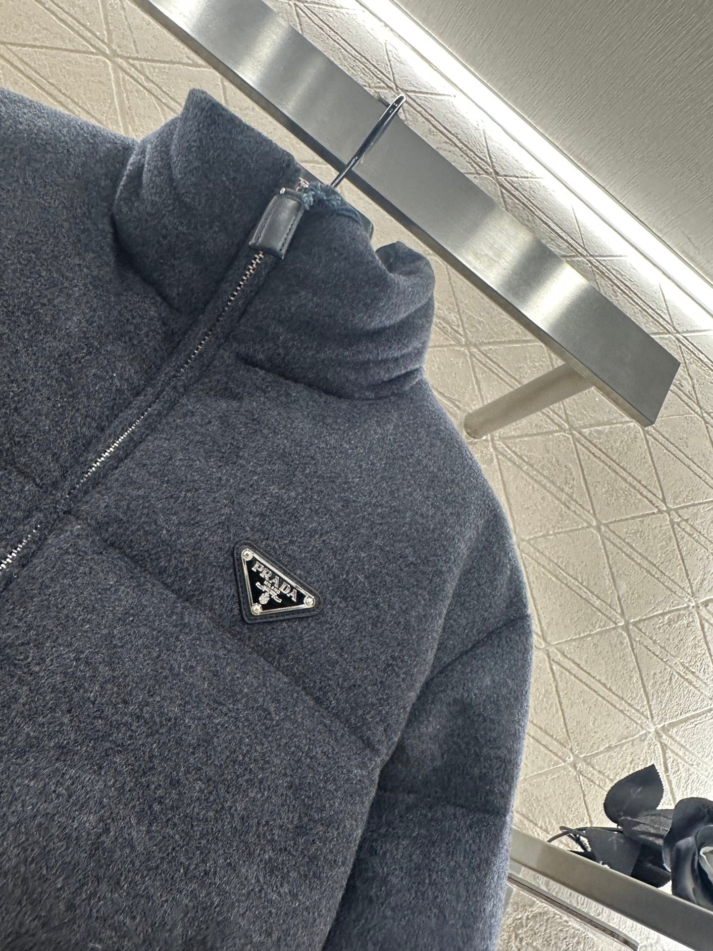 25 Stand up collar, waist belt, down wool jacket