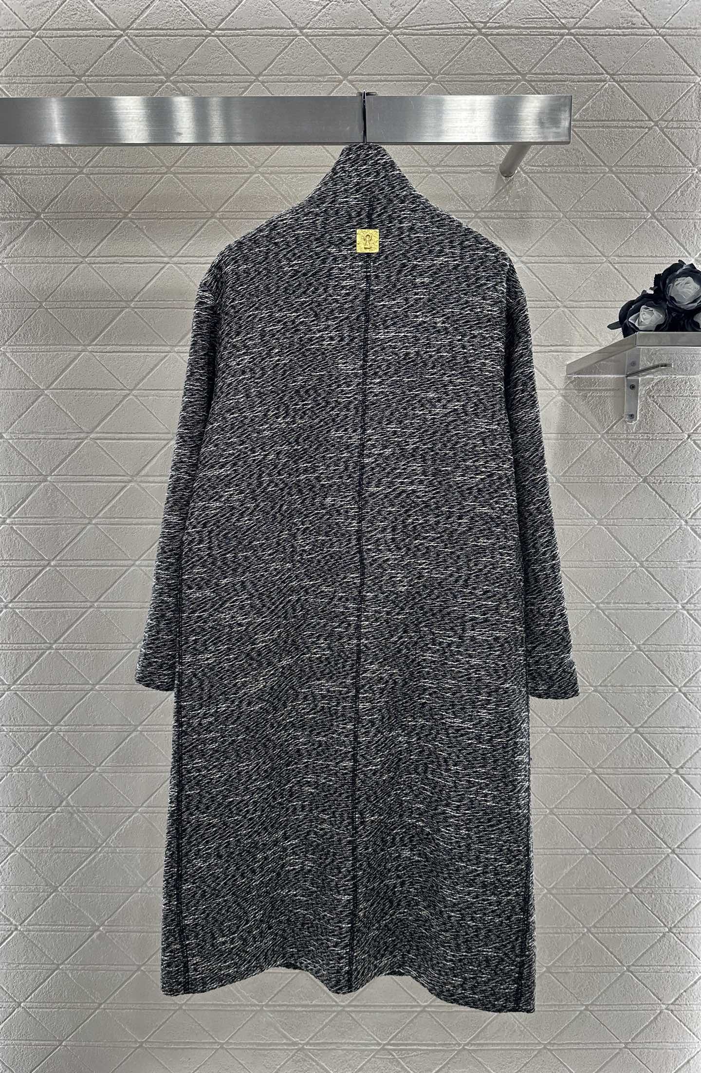 25 Collar cocoon shaped long coat
