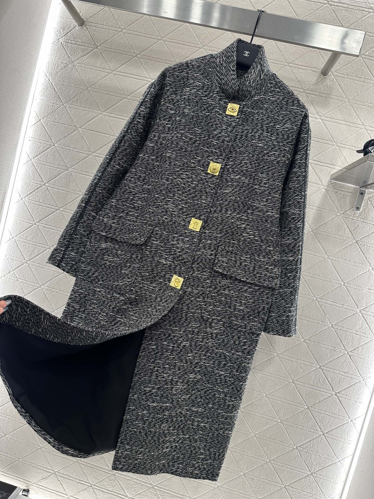 25 Collar cocoon shaped long coat