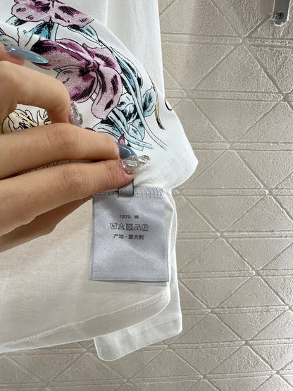 25 Round neck printed cotton long sleeved shirt