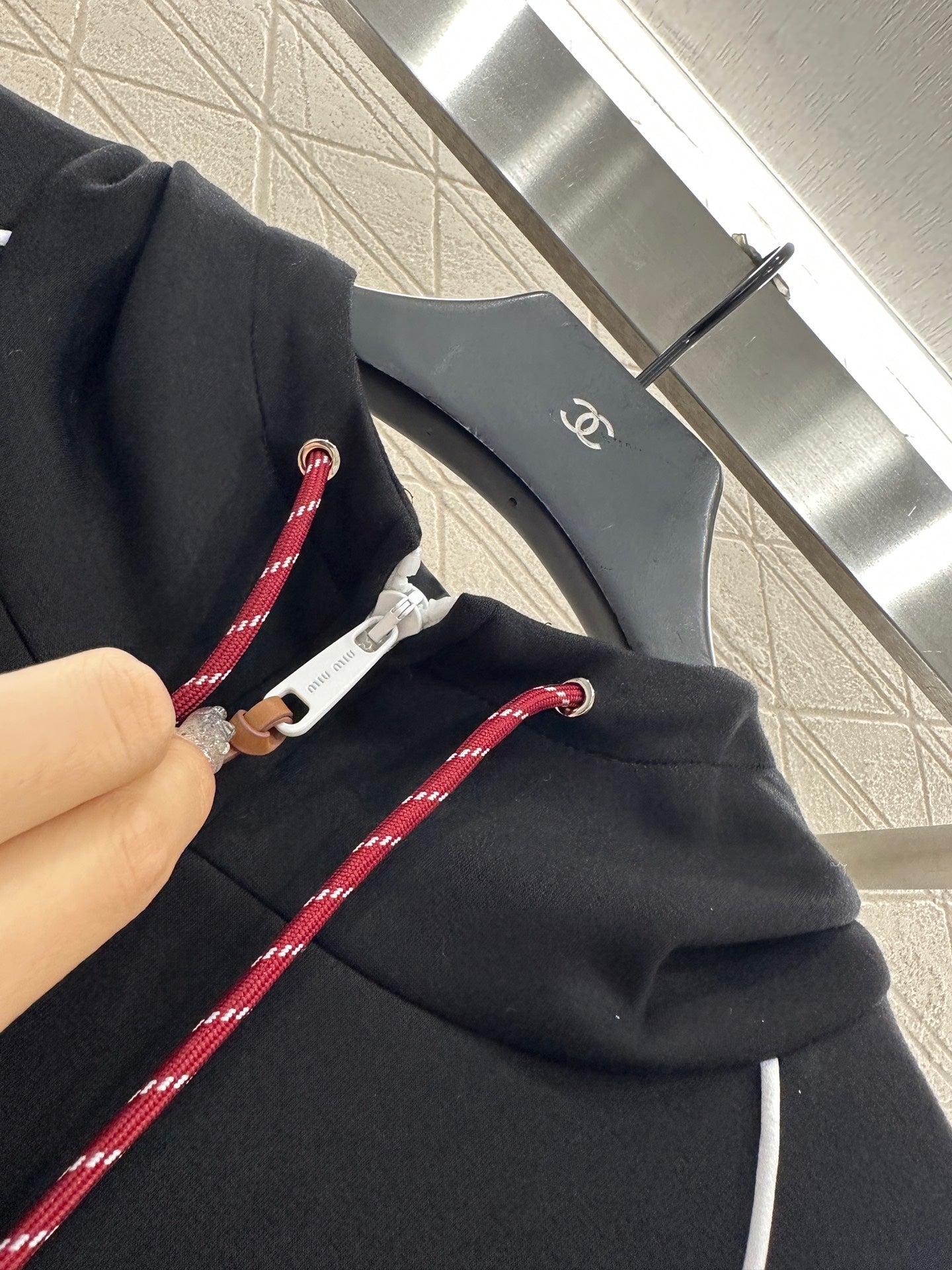 25 Hooded jacket and short skirt set