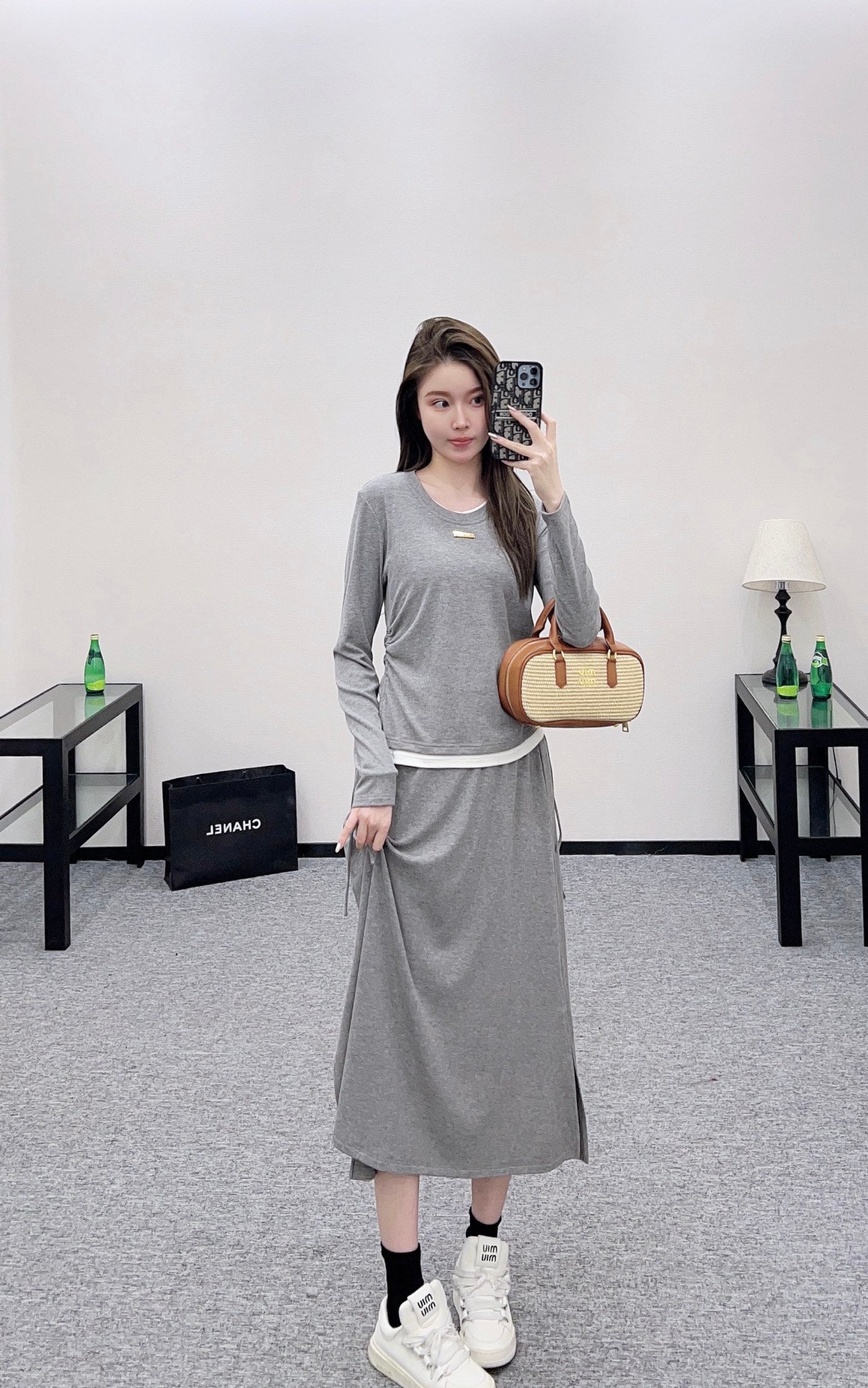 25 Fake two round neck long sleeved+half skirt set