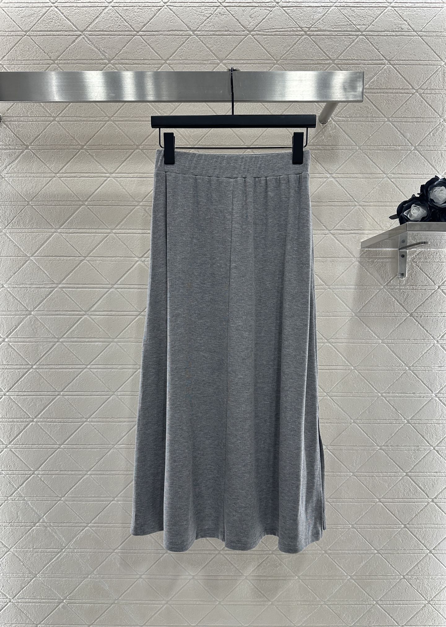 25 Fake two round neck long sleeved+half skirt set