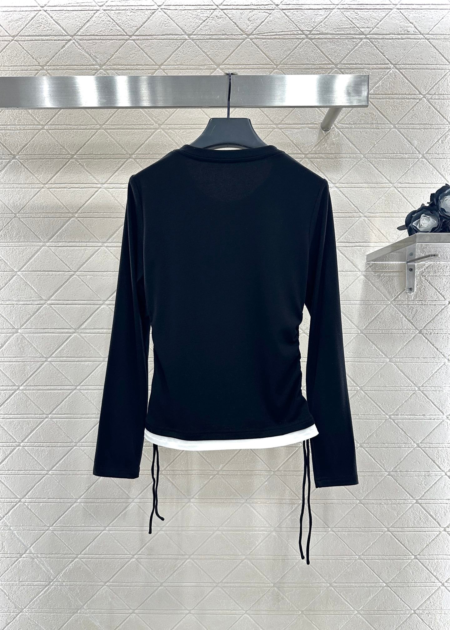 25 Fake two round neck long sleeved+half skirt set