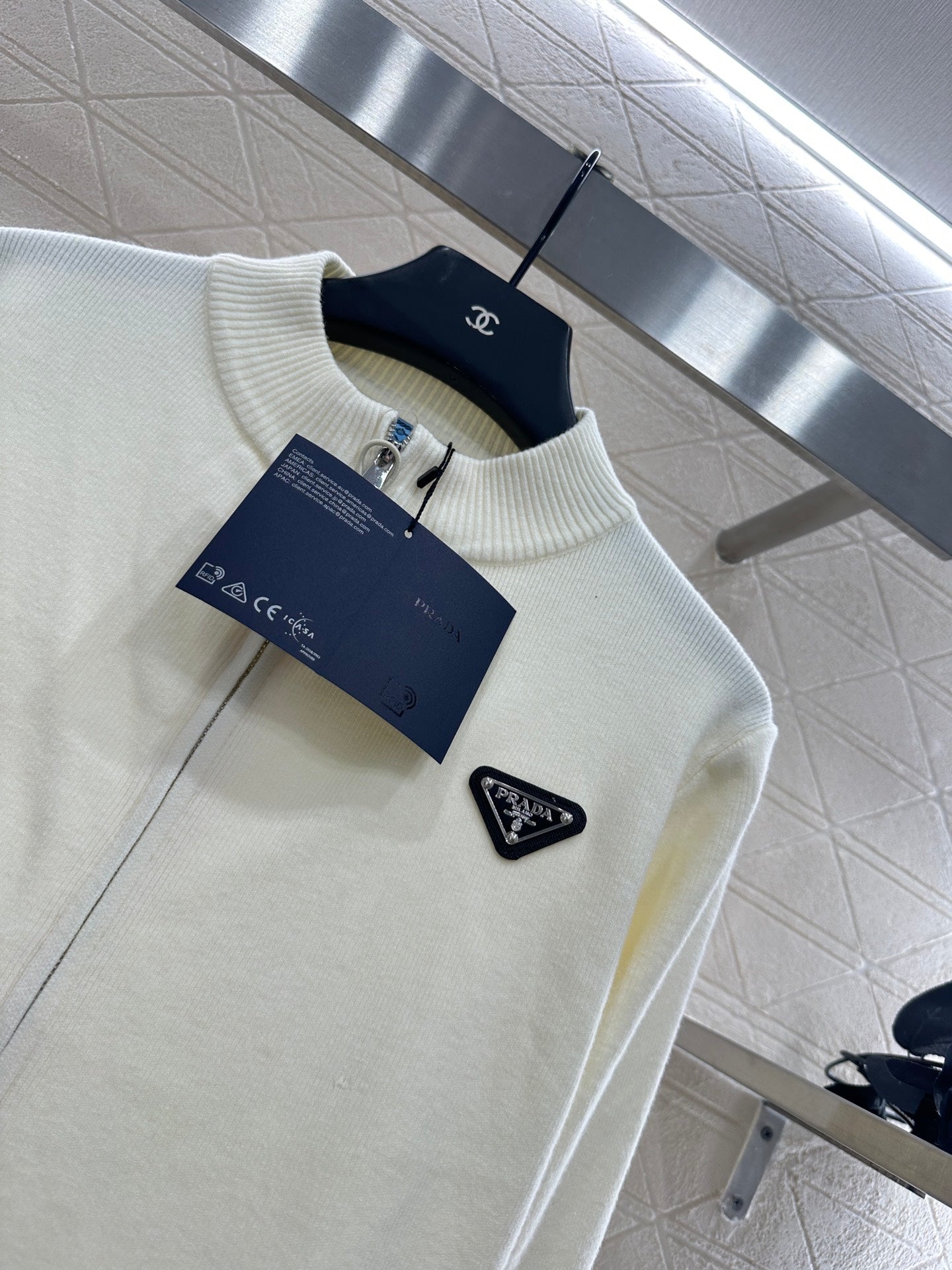 25 Zipper knitted wool jacket