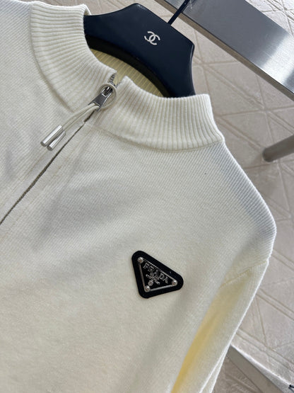 25 Zipper knitted wool jacket