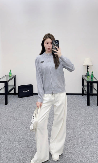 25 Zipper knitted wool jacket