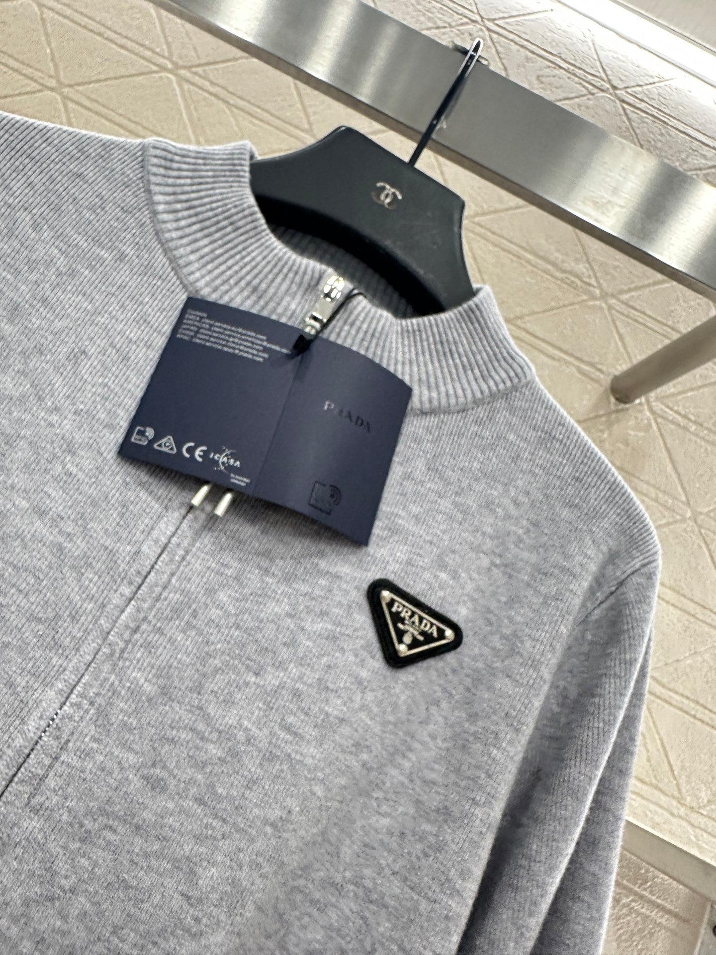 25 Zipper knitted wool jacket