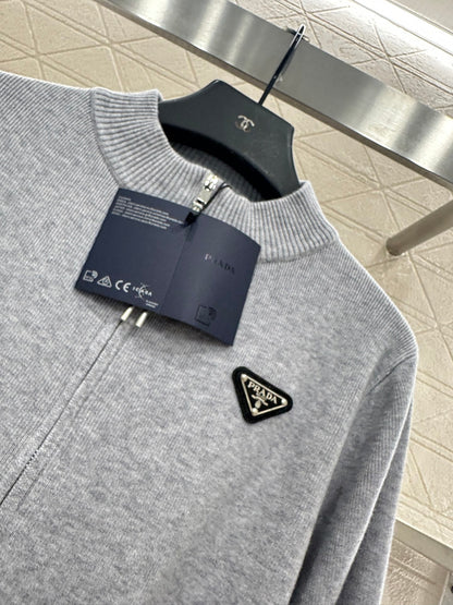 25 Zipper knitted wool jacket