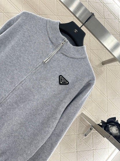 25 Zipper knitted wool jacket