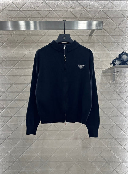 25 Zipper knitted wool jacket