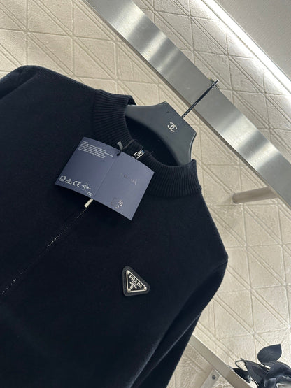 25 Zipper knitted wool jacket