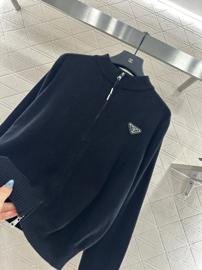 25 Zipper knitted wool jacket