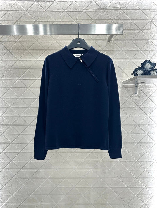 25 Flip collar slanted open collar knitted long sleeved shirt