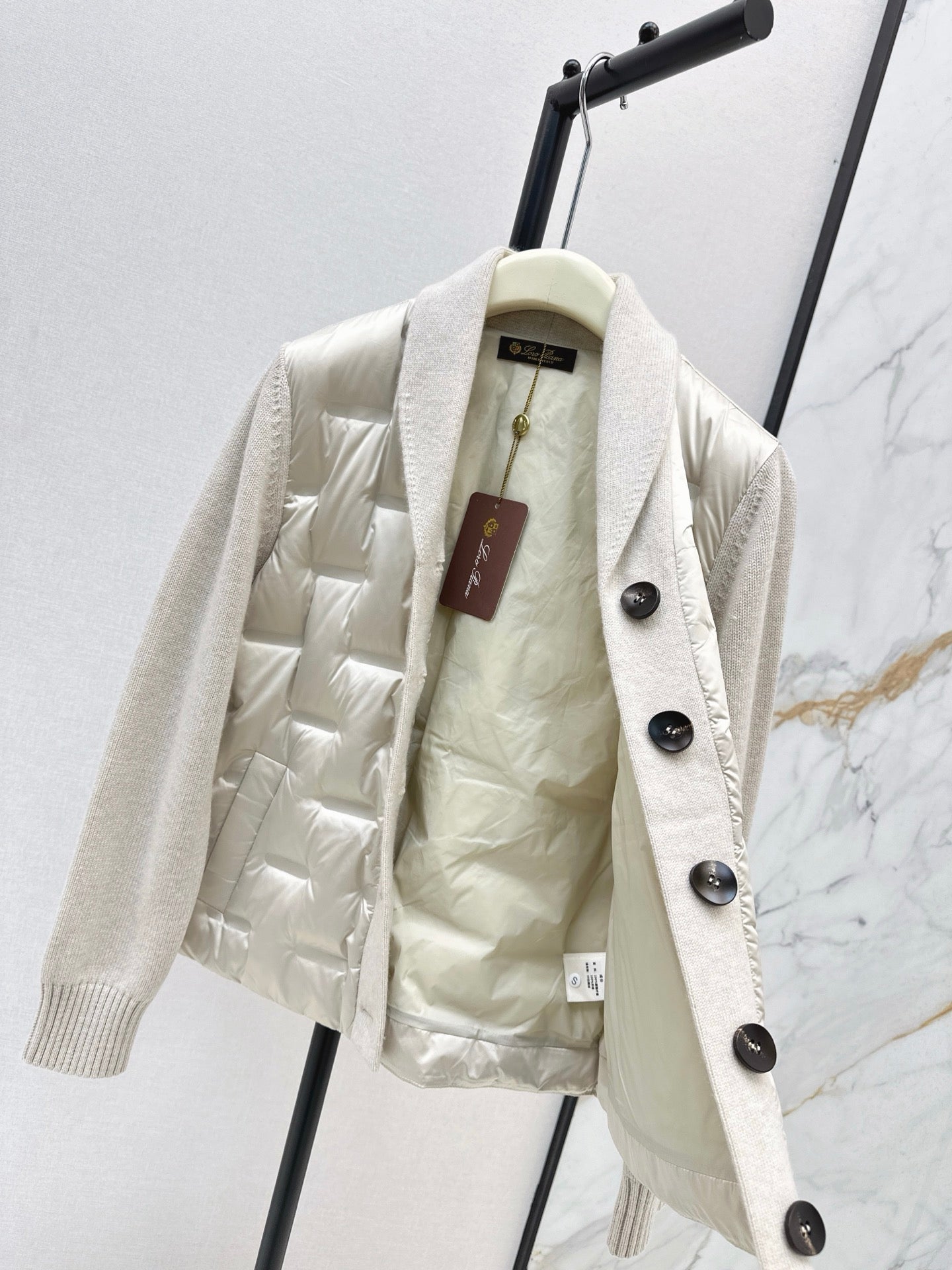 25 New knitted spliced goose down jacket